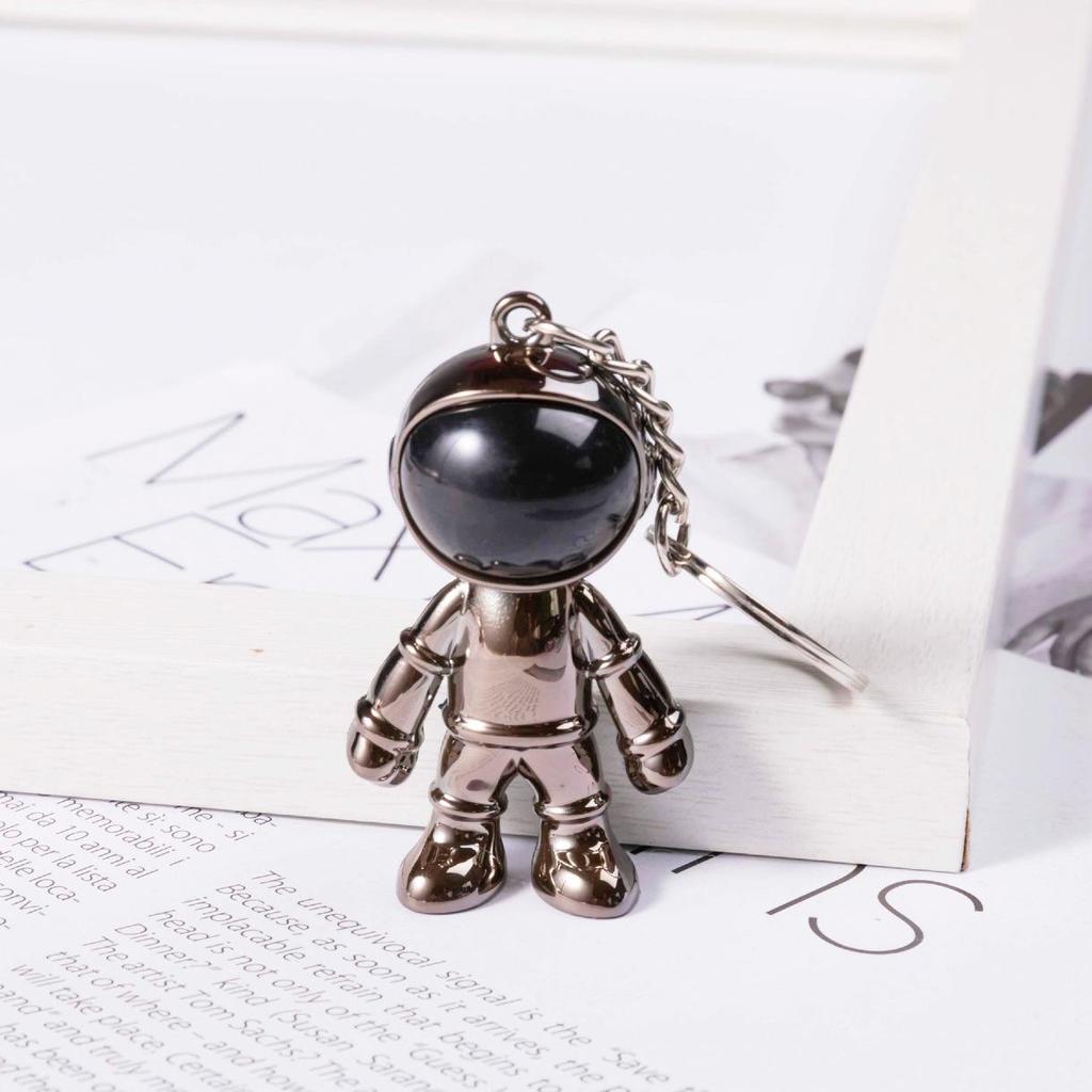 Trendy 3D Astronaut Keychain Pendant for Bags & Clothing