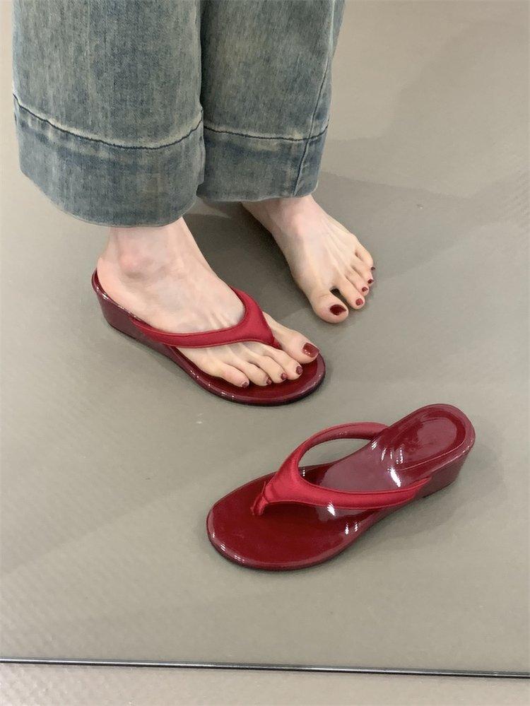 Temperament Slope Heel Pinch Foot Flip-flop Shoes Women's Shoes Wear 2025 Summer with Skirt Leopard Print Sandals High Heel Sandals