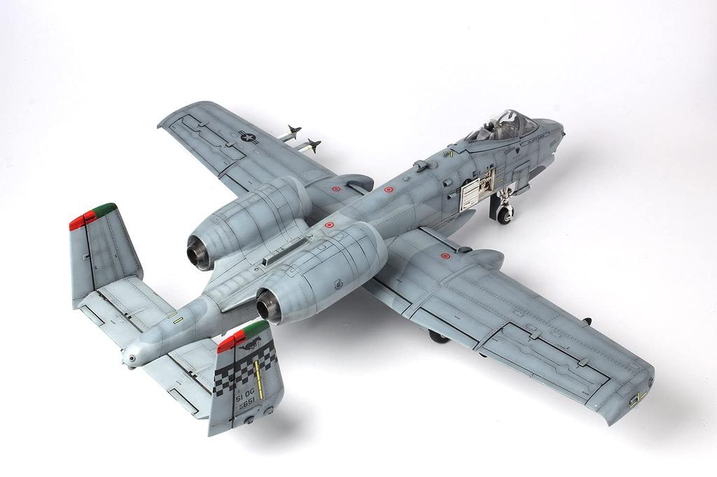 Platz/Italeri 1/48 Scale Aircraft Series U.S. Air Force Attack Aircraft A-10C Thunderbolt II Osan AFB Plastic Model Kit TPA-3