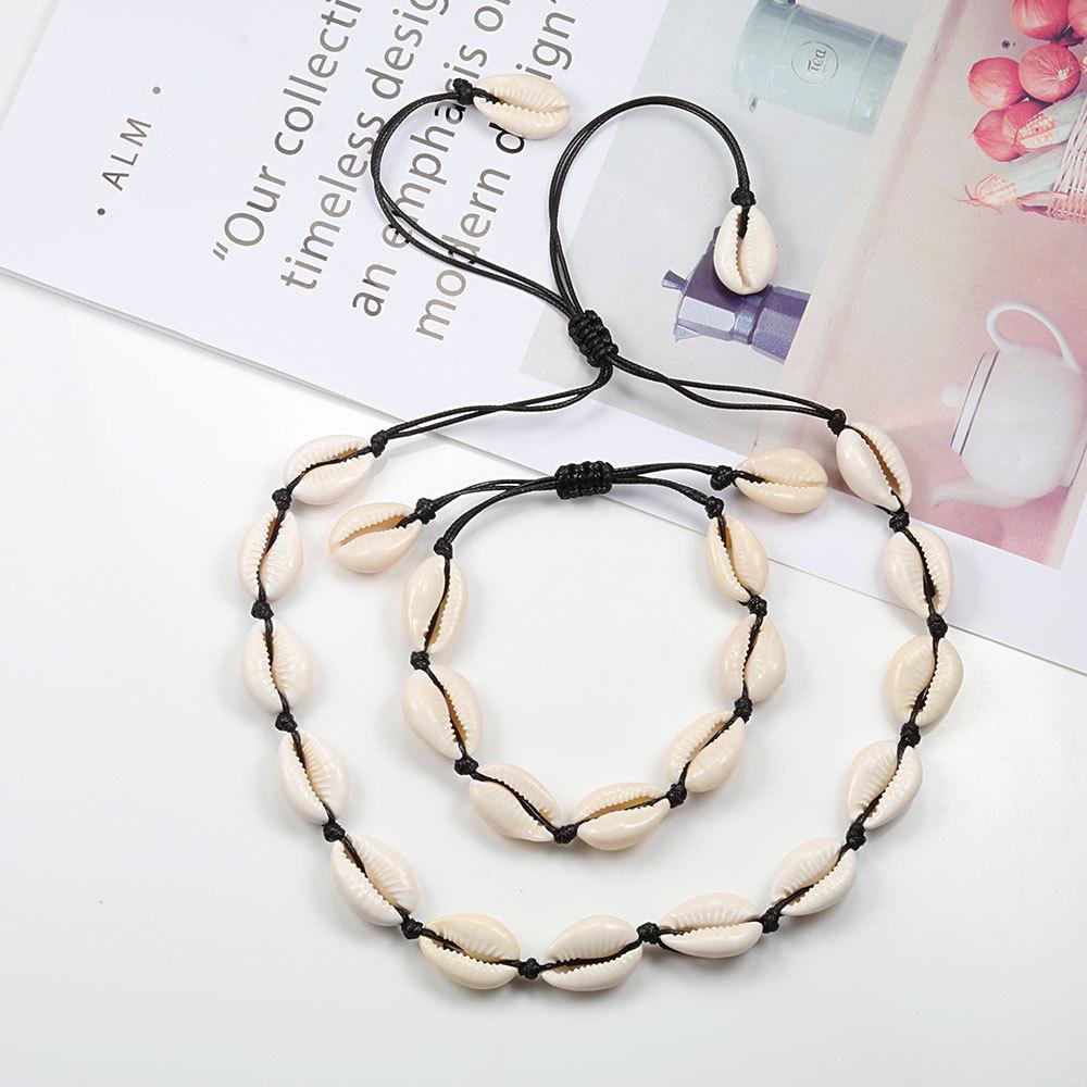 Seaside Resort Jewelry Set: Shell Clavicle Necklace Choker & Adjustable Bracelet.