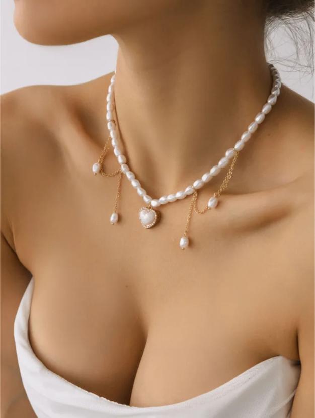 

Модное ожерелье с подвеской в форме сердца и кисточками, женственный темперамент, модная роскошная дизайнерская цепочка на ключицу One Size золотой