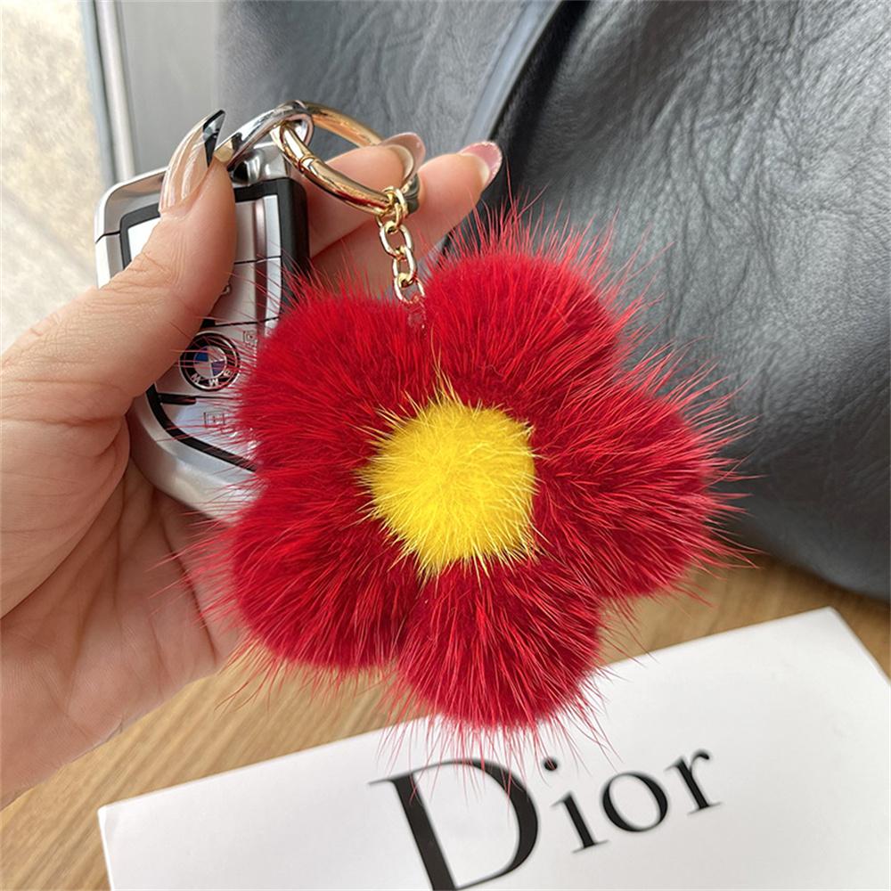 Cute Mink Fur Sunflower Pendant Keychain Real Mink Fur Sunflower Doll Charm Yoys Ornament Keyring Jewelry Pompom Pendant Gifts 8 cm