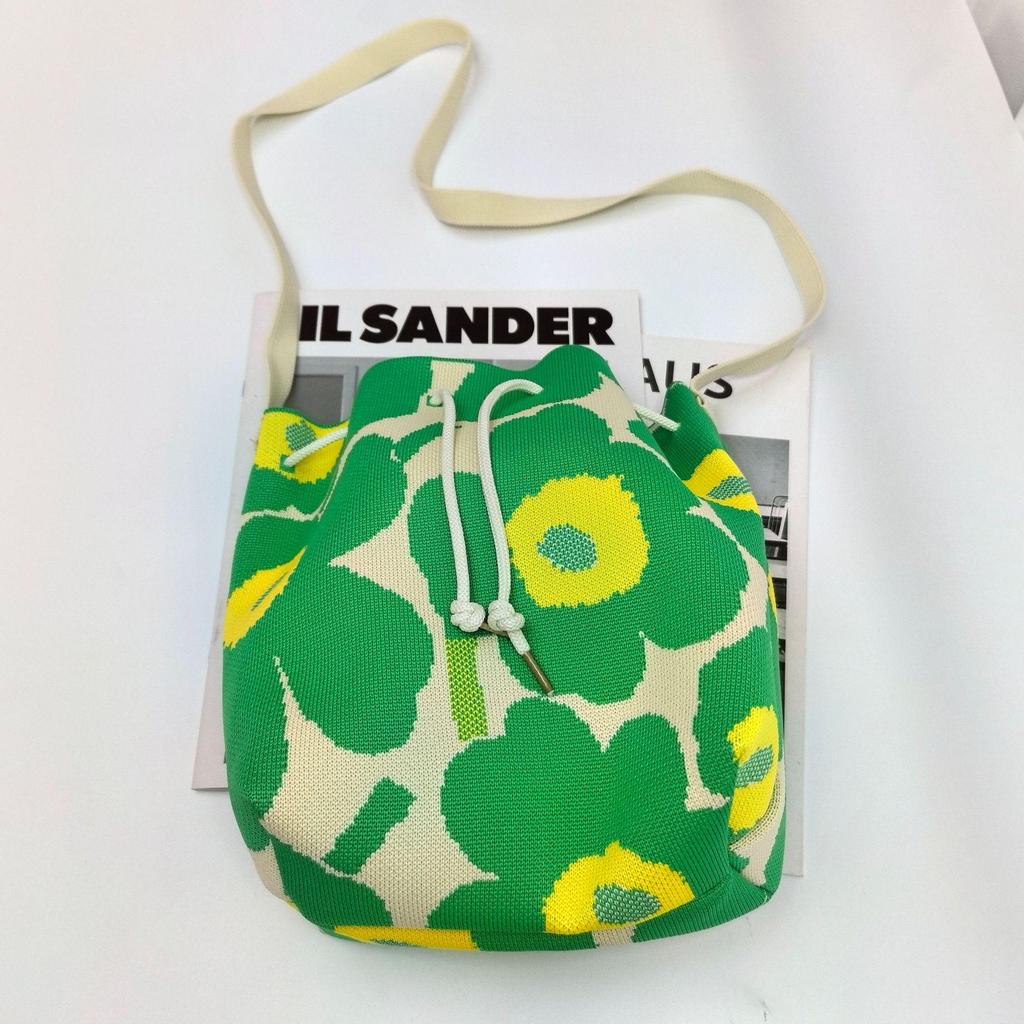 Nowa Dwukolorowa Torba Kwiatowa ze Sznurkiem: Elegancka pleciona torebka damska na ramię w stylu miejskiego szyku