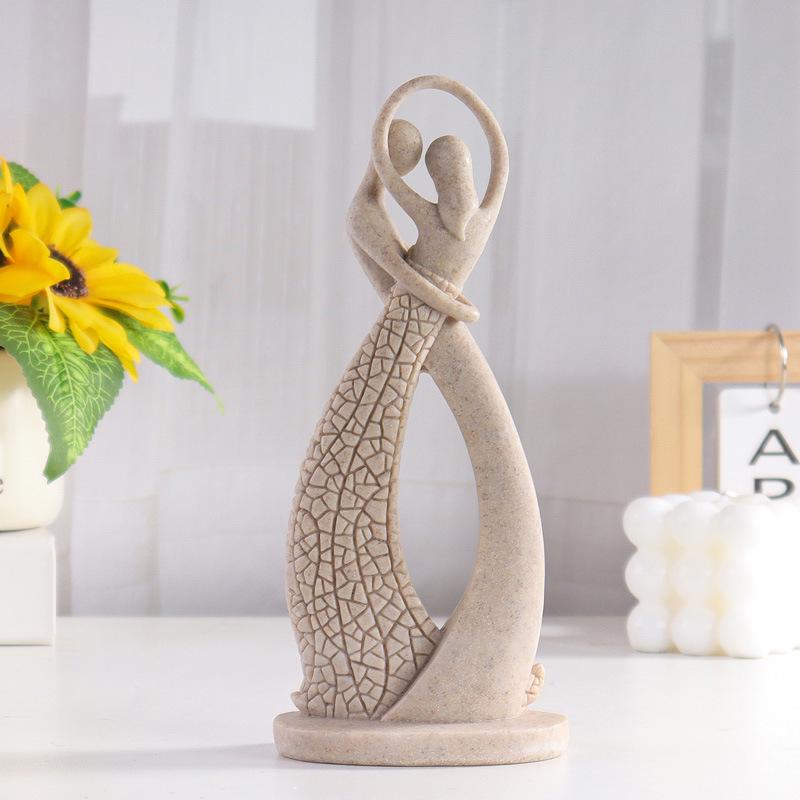 European Style Sandstone Couple Figurine—Romantic Resin Decor for Valentine's Day