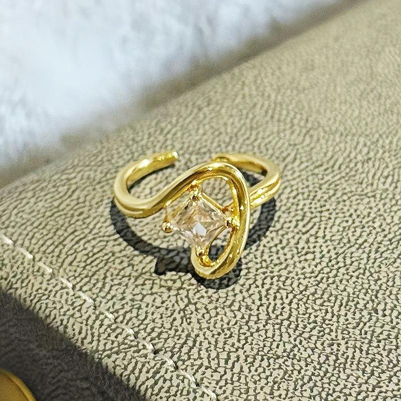 Medieval Vintage Old Money Wind Geometric Lines Zir*****Pen Ring Women'S Fashion Niche Ring