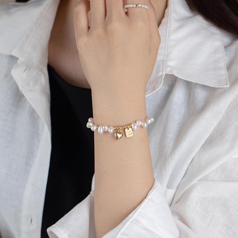 Elegant Freshwater Pearl Bracelet with Heart Rice Design