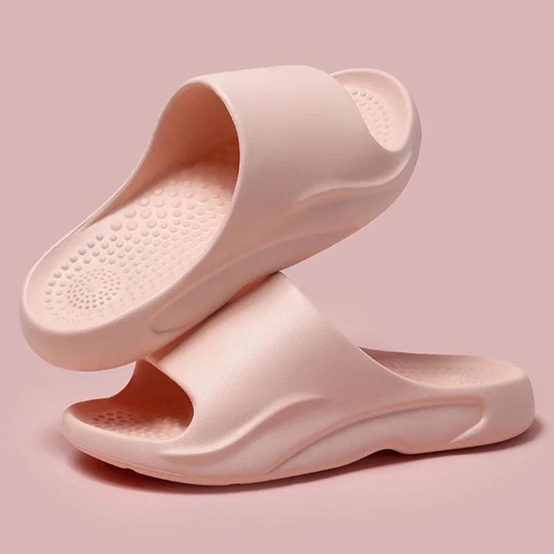 

Модные унисекс нескользящие тапочки-облака на мягкой подошве 2025 лето женские легкие с дезодорирующим эффектом домашние EVA шлепанцы для ванной комнаты массажные тапочки для пожилых 44-45 розовый