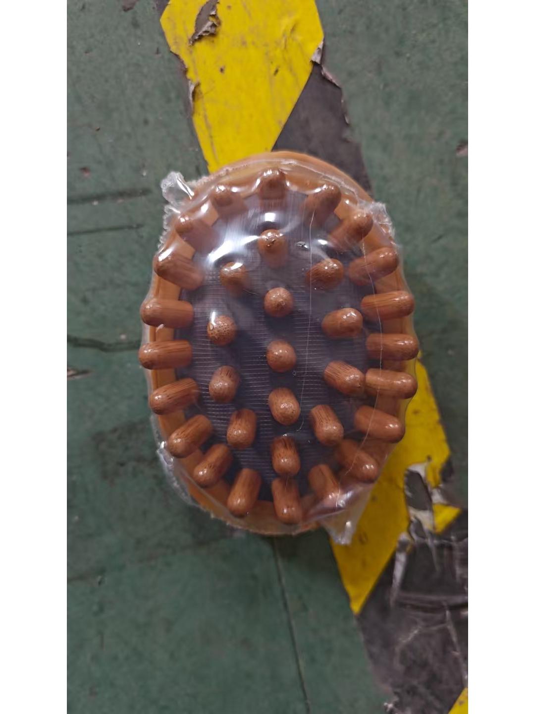 

Universal Meridian Comb: Abdomen & Body Massager for Daomai Unblocking, Gua Sha, Liver & Gallbladder Care. Beech Wood Brush Imitation