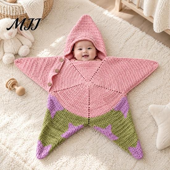 Cute Baby Photo Outfit Star Knit Sleep Sack, Christmas Newborn Swaddle with Hood, Festive Sleepwear Soft Wool Yarn Romper for 0-3 Months, Holiday