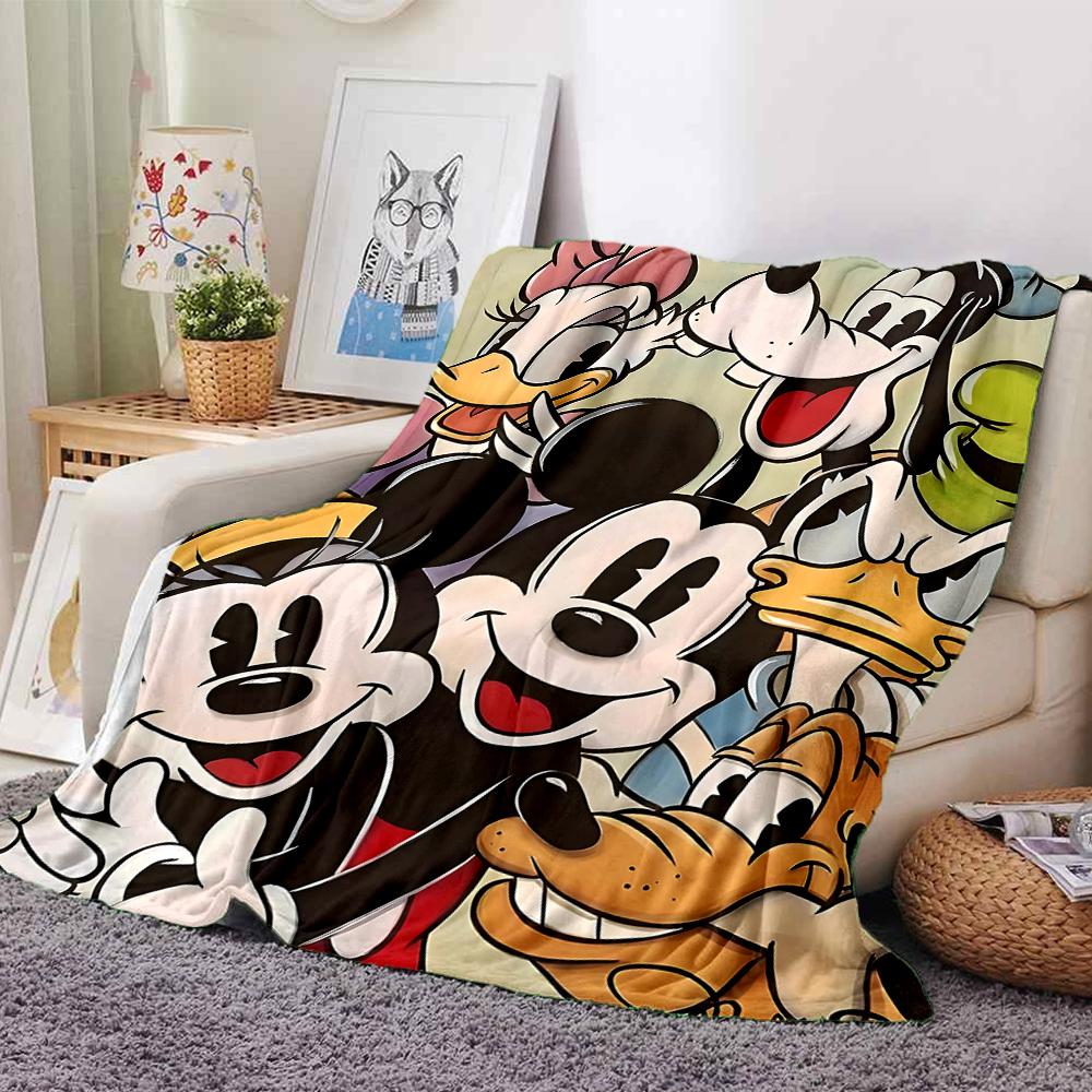 Mickey Mouse Friends Flannel blanket, soft and warm, suitable for beds and sofas, all seasons, portable travel blanket. 073084