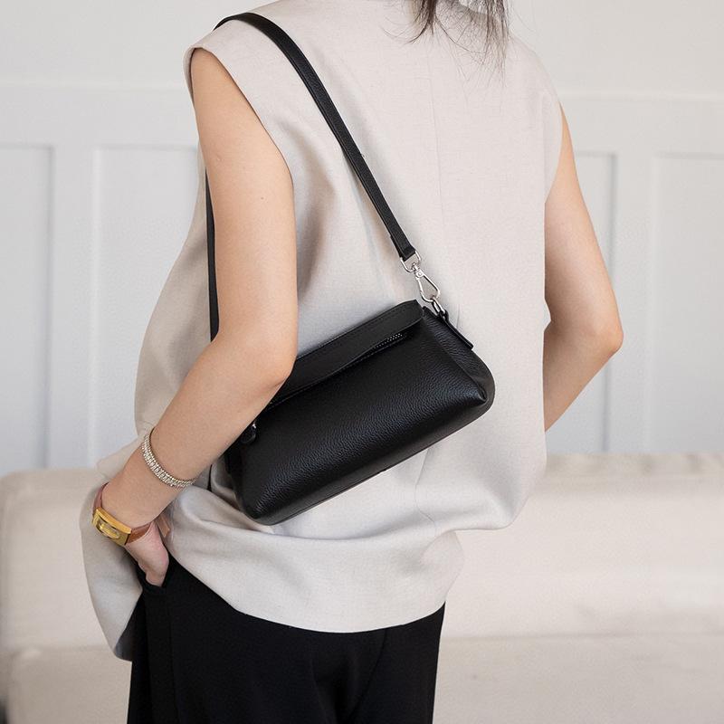 

First layer cowhide shoulder bag retro classic simple fashion shell bag going out versatile messenger bag handbag