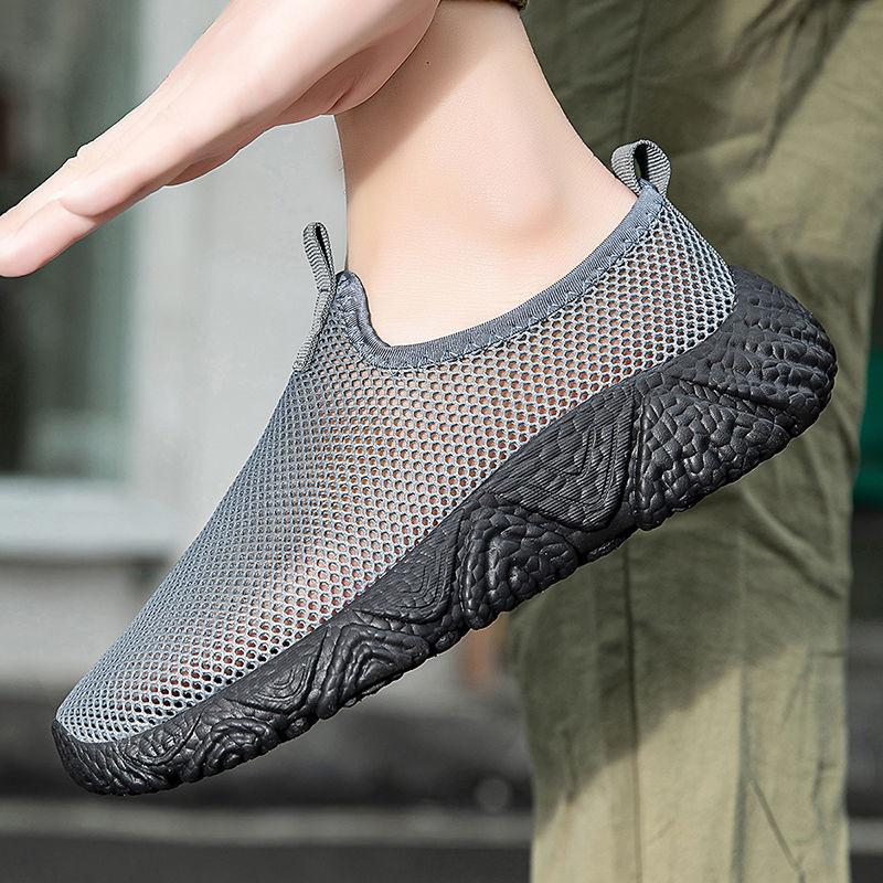 Mesh Upper Hollow Breathable Thick Platform Slip-on Sports Shoes for Men Original Deals Gym Cheap Liquidation Man Casual Sneaker