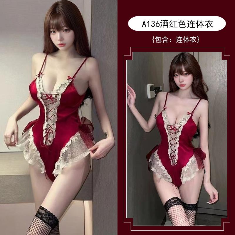 Sexy underwear, sweet and cute tutu skirt, sexy perspective hidden button open gear, free one-piece.