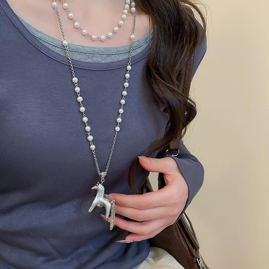 French simple zircon natal year pony pendant necklace accessories women's sweater chain necklace