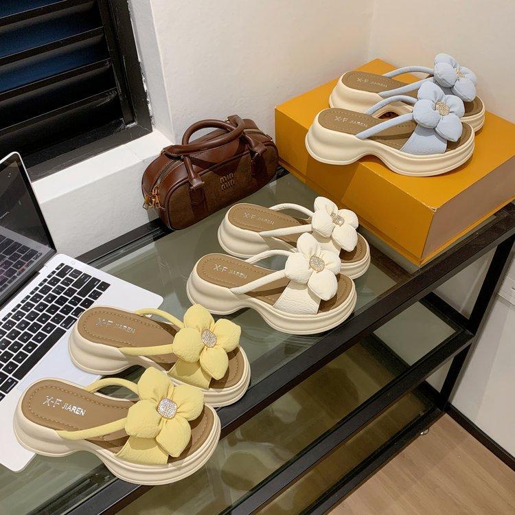 Fairy Style Muffin Thick-soled Diamond Flower with Skirt Sandals Female Outer Wear Summer New Fashion Versatile Beach Sandals