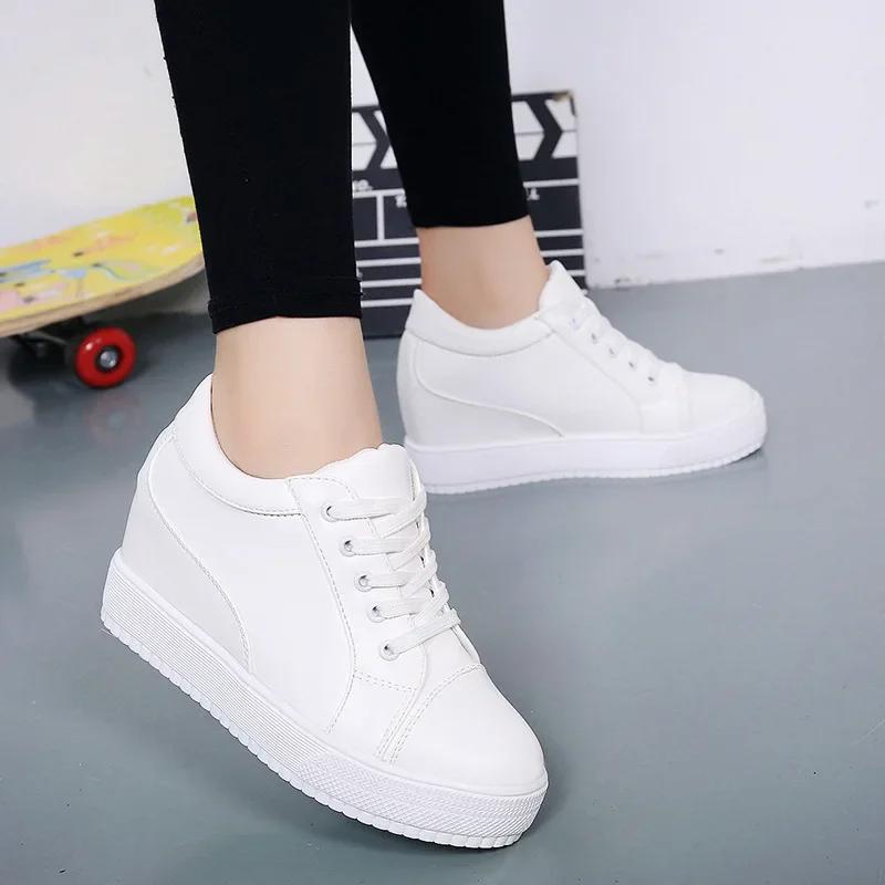 Fashion 2024 White Hidden Slope Heel Casual Sports Shoes Women's Spring Sports Shoes High Platform High Heel Vulcanized Shoes