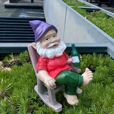 Classic Resin Gnome In Rocking Chair Statue, 1pc,YTabletop Resin Figurine, Home Entryway Balcony Corridor Ornament, Christmas Valentine's Thanksgiving