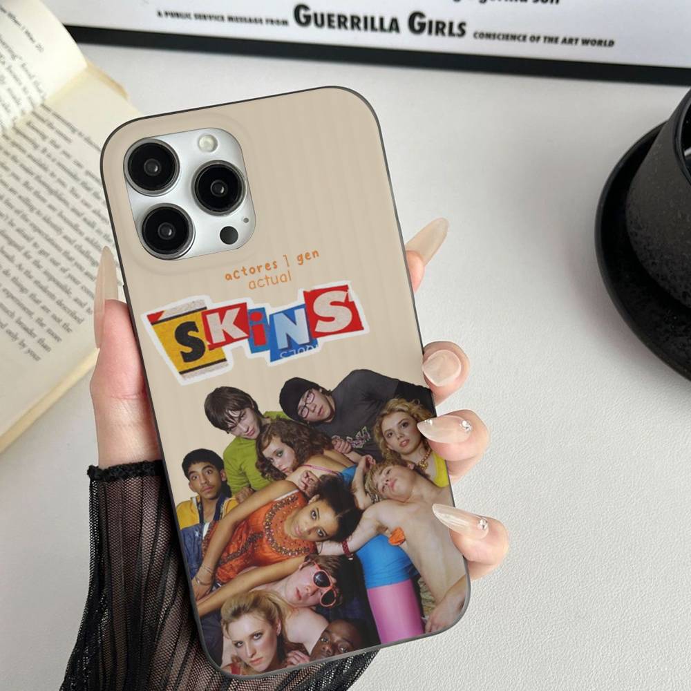 Skins Movie TV For Phone 17 16 15 14 13 12 11 Pro Max Plus Pro Air Phone Case Corrugated Stripe Back Cover
