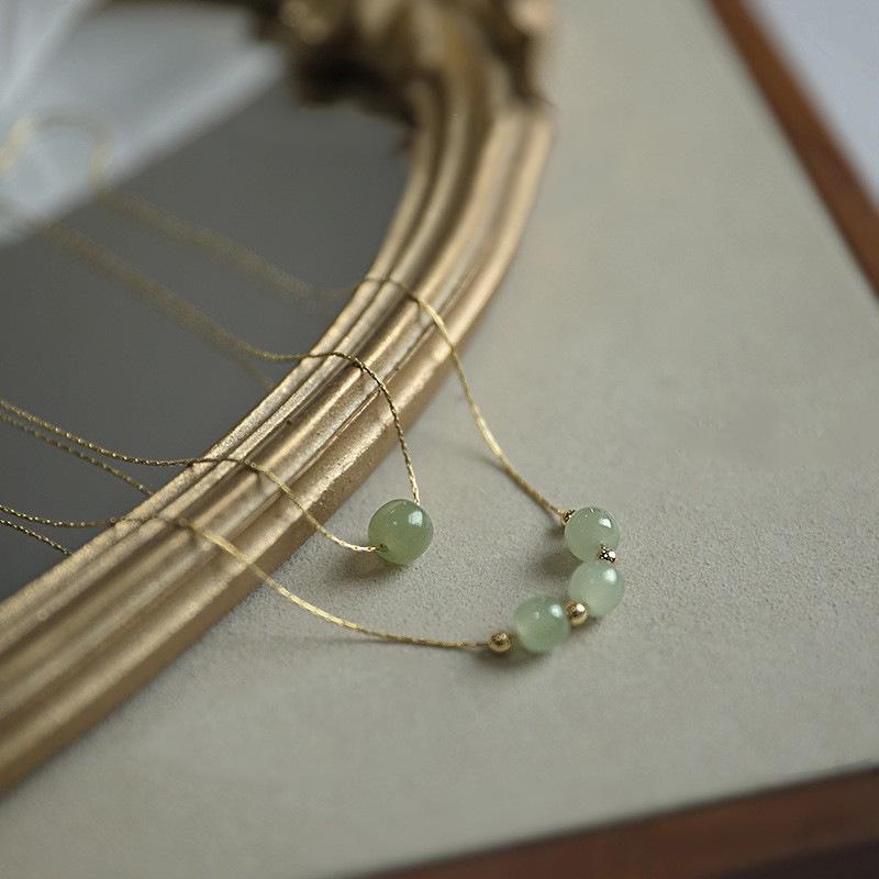 French Simple Hetian Jade Bead Necklace – Women's Luxurious Clavicle Chain with a Warm, Smooth Texture