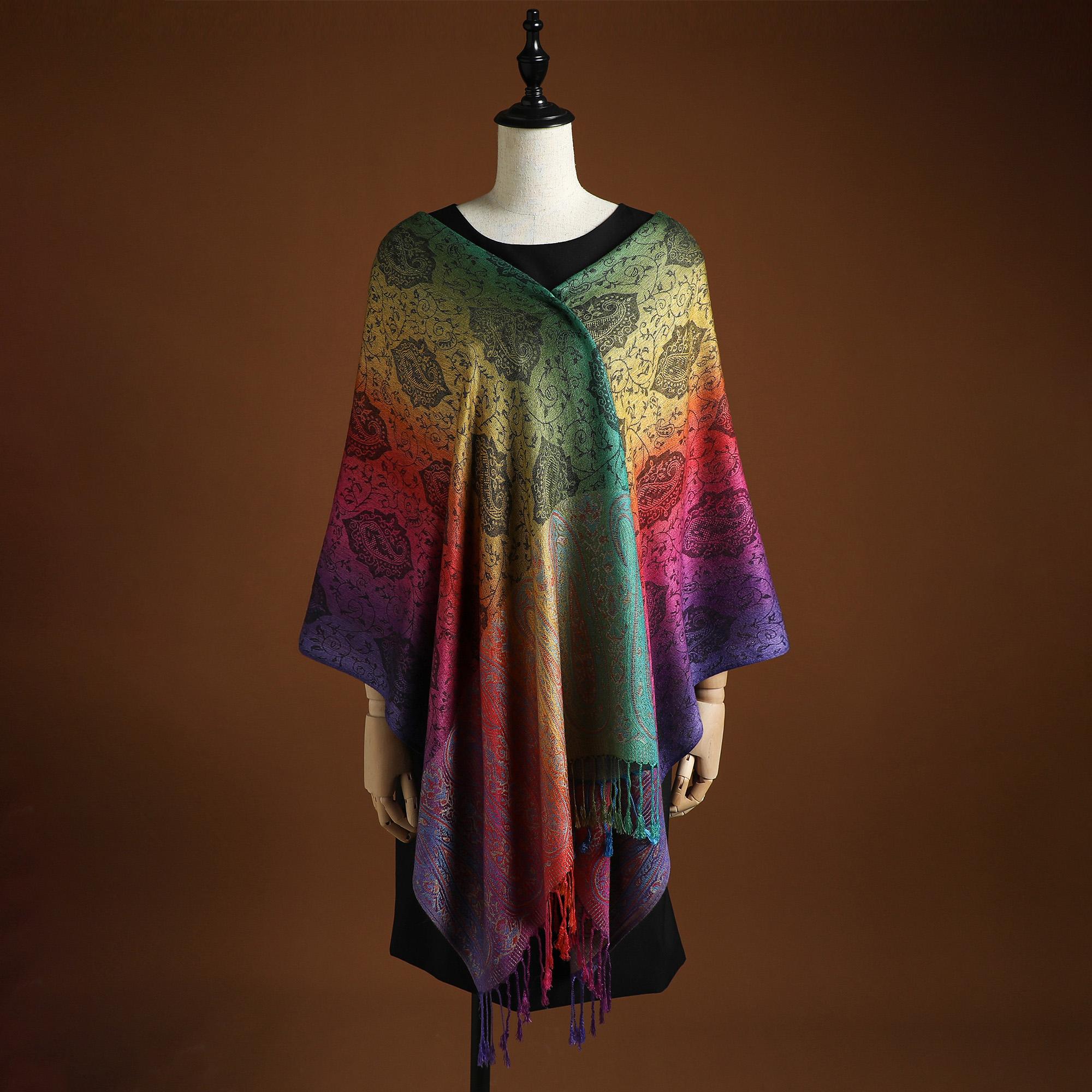 

Elegant Peacock Feather Jacquard Scarf With Gradient Colors And Tassels - Perfect For Mardi Gras, Beach, And Casual Wear Shawl