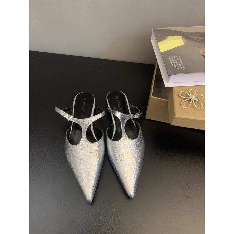 Spring and summer 2025 new bag head French half slippers outer wear thick heel retro T word with pointed head single shoes women's shoes