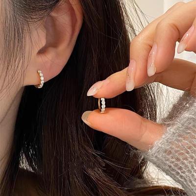 Gold Zirkon Creolen - Elegant, luxuriös und exquisit schlichtes französisches Design