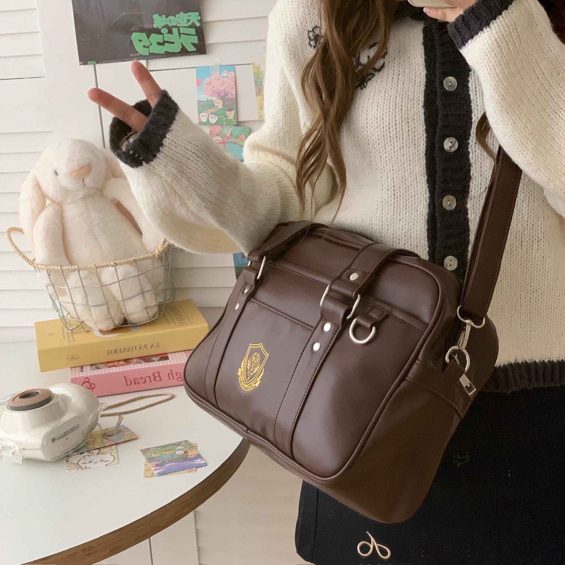 

Large capacity retro simple college style briefcase commuting versatile shopping single shoulder oblique span bag