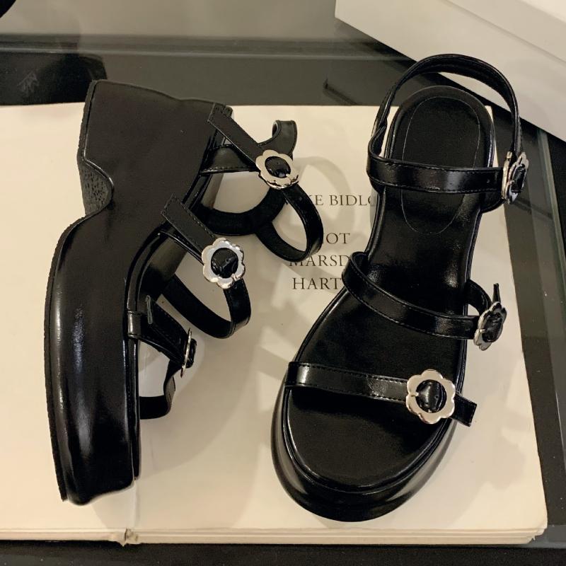 Vintage Narrow Strap Platform Women Sandals Elegant Open Toe Party Women's Designer Shoes Sexy Backless Buckle Women High Heels