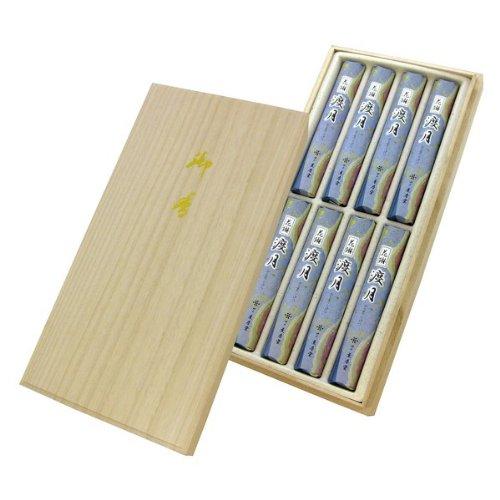 

Kunjudo Karin Togetsu Incense, 8 sticks, in a paulownia wood box, #47