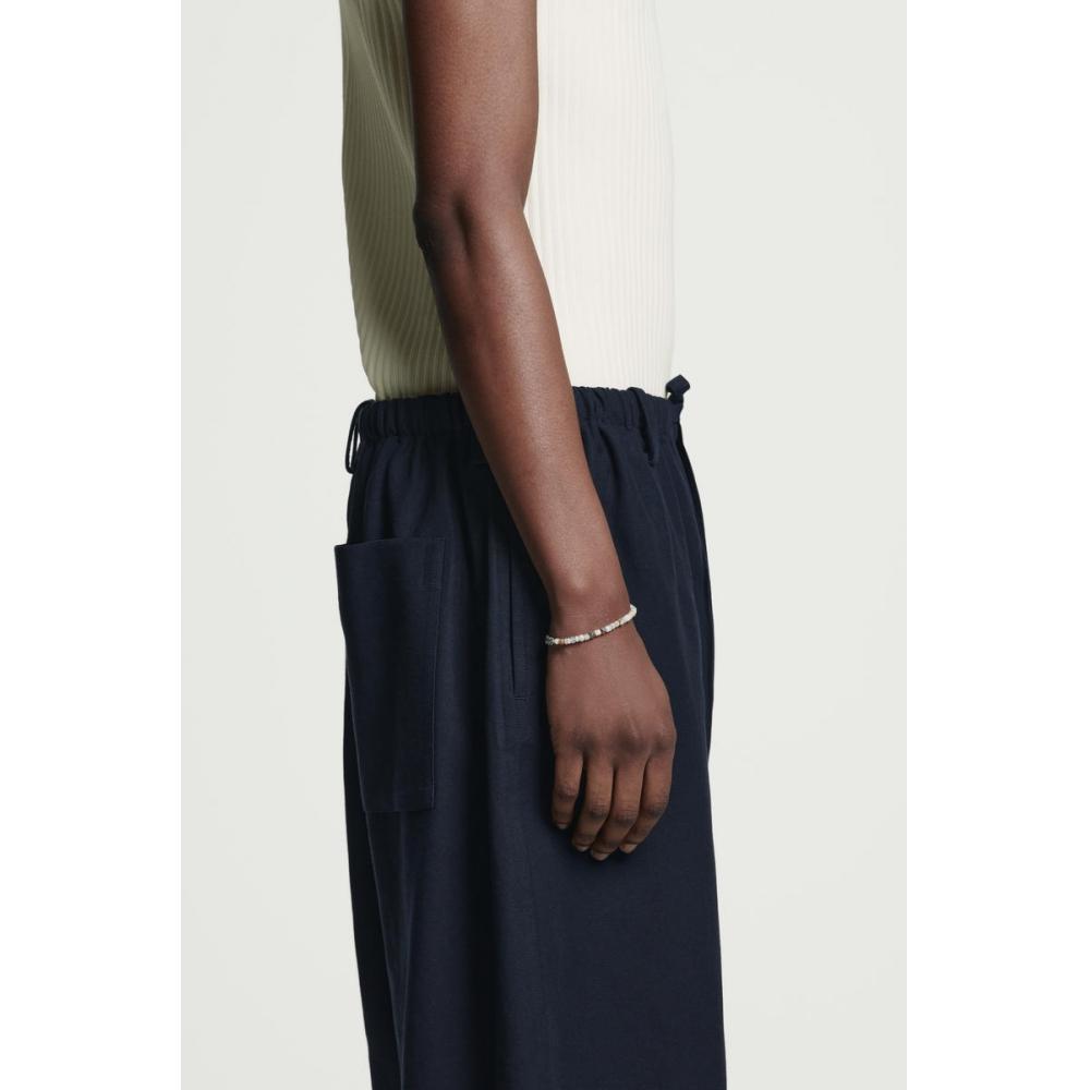 

Cos Japan Stone And Shell Chain Bracelet WHITE / AMBER/XS/S