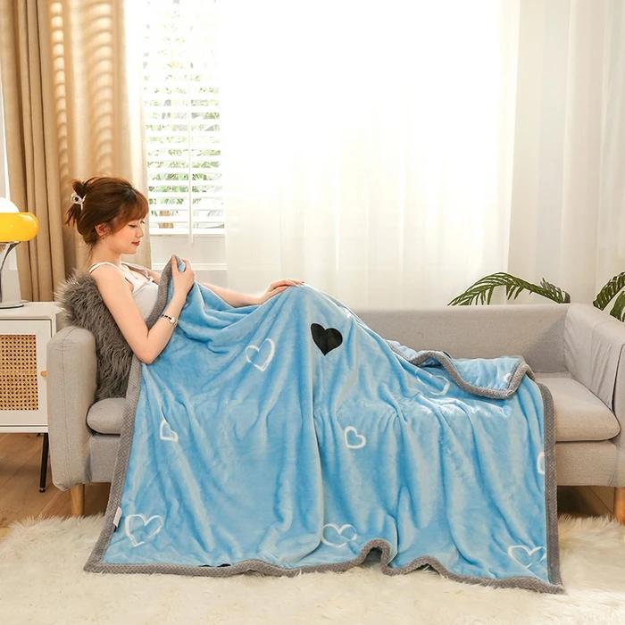 

2025 новый зимний двухсторонний утолщенный теплый плед с ананасовой клеткой, с широкими бортами, двухсторонний молочный флис, плед для дивана 100x150cm 1pcs