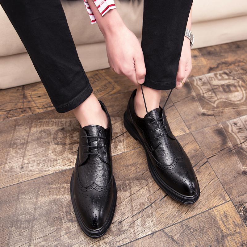 Brogue Shoes Designers Mens Shoe Casual Leather Footwear Business Formal Shoes Lace-up Flat Oxford Male Evening Dresses