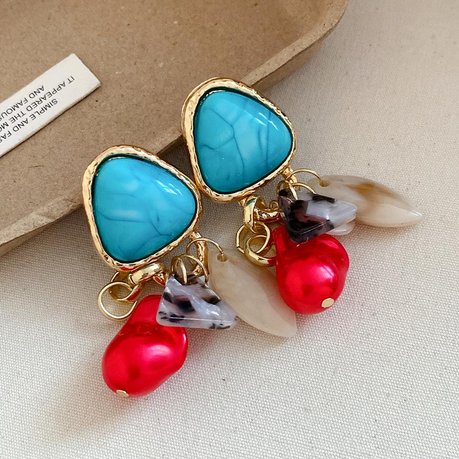 

Medieval vintage silver needle pearl shell triangular fringed earrings light luxury high-end stud earrings retro earrings