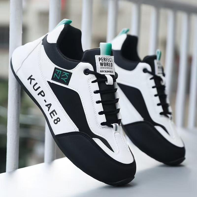 Spring and Autumn new men's shoes leather surface versatile casual sports shoes soft sole lightweight travel dad shoes foreign trade