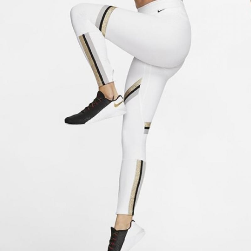 Nike Women S Dry Fit SwooSh SportS Bra Bv3637 100 S2204