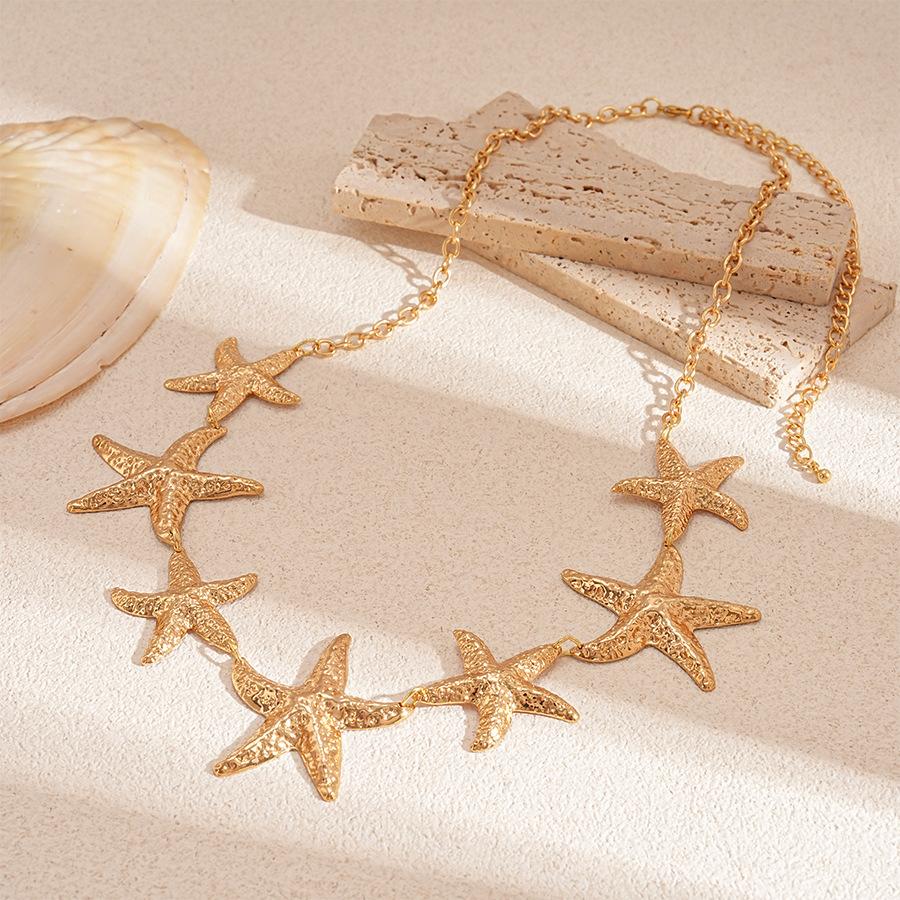 European and American Cross-border Exaggerated Geometric Flower Necklace Accessories Women's Summer High-end Clavicle Chain Niche Personality Items