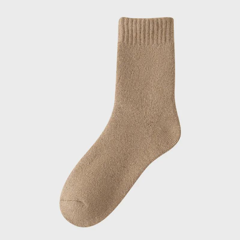 "Men's Thick Wool Socks: Velvet-Lined, Warm, and Lengthened for Autumn and Winter"