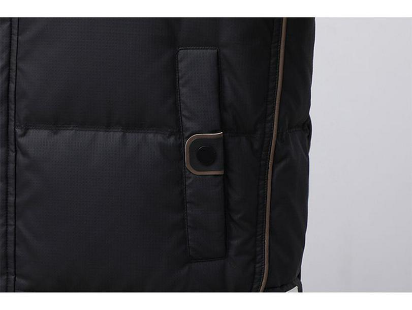 2025 Men's Winter Down Jacket: Short Stand-up Collar, Casual Fashion, Thickened for Warmth and Cold Protection