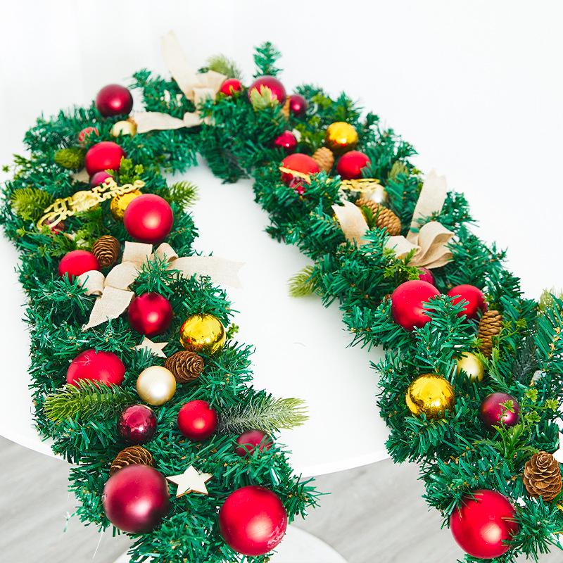 Luminous Christmas Garland and Wreath Ornaments for Shopping Malls, Hotels, and Staircases.