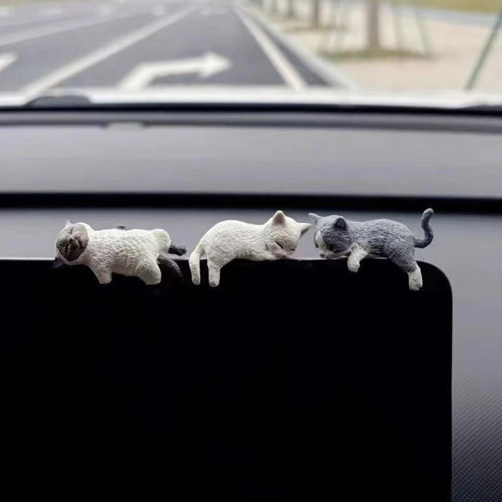 Cute Sleeping Cats Car Center Console Ornaments Navigator Screen Rearview Sleeping Kitten Ornaments Decoration Car Accessories