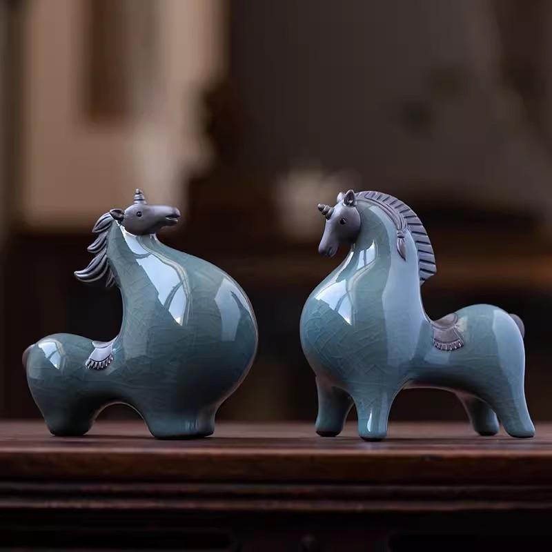 Chinese Style Ge Kiln Horse Decoration Piece, Ceramic Animal, Wild, Creative Home, Living Room, Tea Ceremony, New