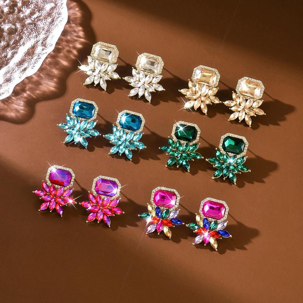 TEMU Unique Rhinestone Dangle Earrings - Large, Fashionable, Versatile, and Perfect for Banquets and Evening Gowns.