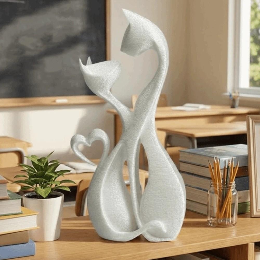 Heart-Shaped Cat Couple Figurine Handcrafted Cat Art Sculpture Elegant Cat Statue  Desktop Ornament