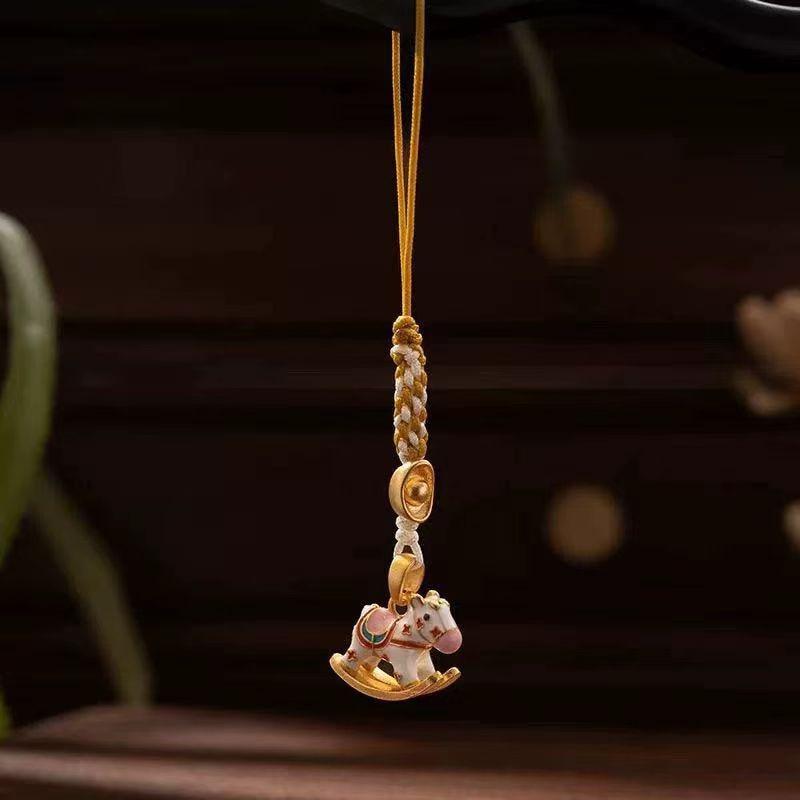 

Copper Horse Phone Pendant New Chinese Style, Dopamine Cute Exquisite Anti-Lost Charm, High-End Small Gift for Women белый