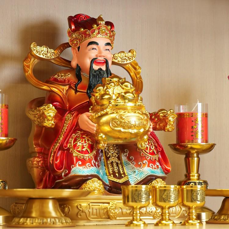 2025 Wen Cai Shen Statue: Copper-Colored for Inviting Wealth, Ideal for Home or Living Room Worship.