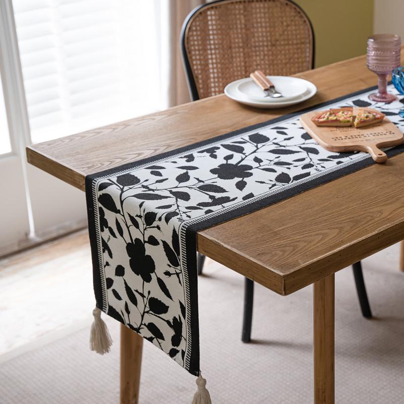 

Скандинавский Инс Полиэстер Цветной Тканый Жаккардовый Декоративный Бахромчатый Скатерть для Обеденного Стола Высококлассная Легкая Роскошь Черно-Белый Цветочный Кофейный Столик Настольная Дорожка 35*140