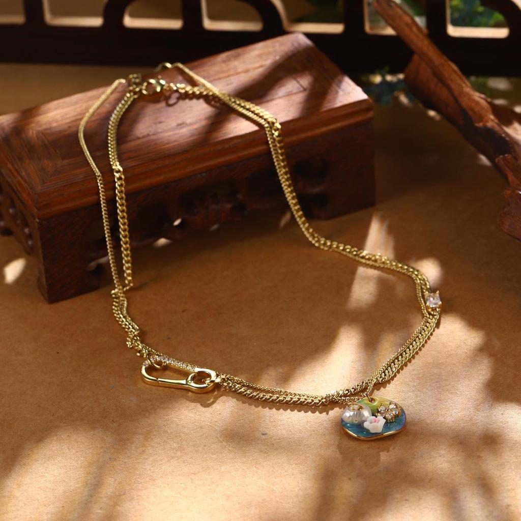 Pearl Flower Butterfly Oil Painting Necklace: Elegant Chinese Summer Jewelry for Women
