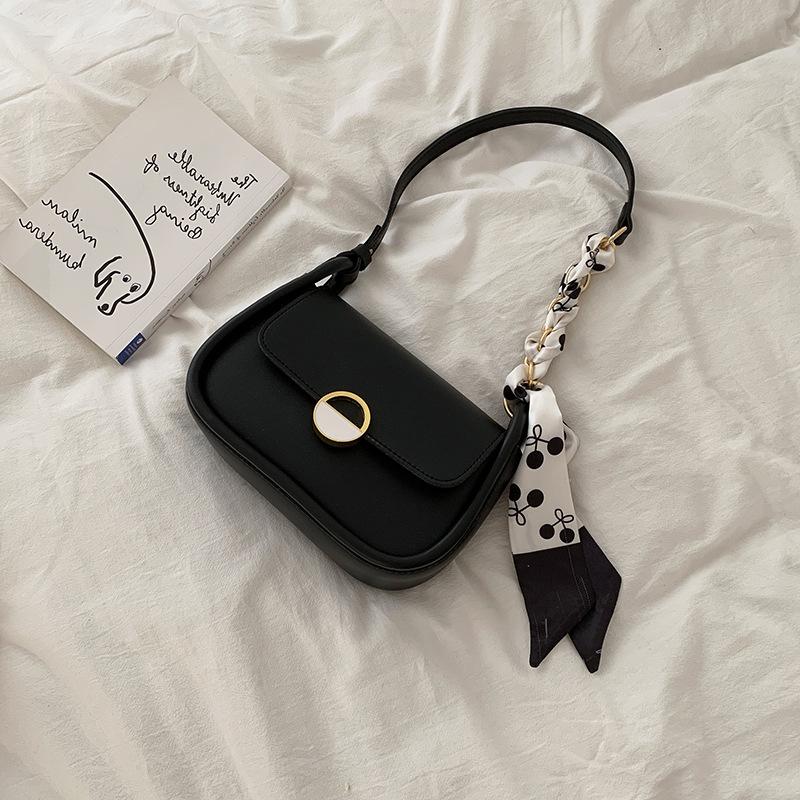 Niche texture underarm bag women's summer 2025 new trendy fashion chain bag small square bag versatile ins messenger bag