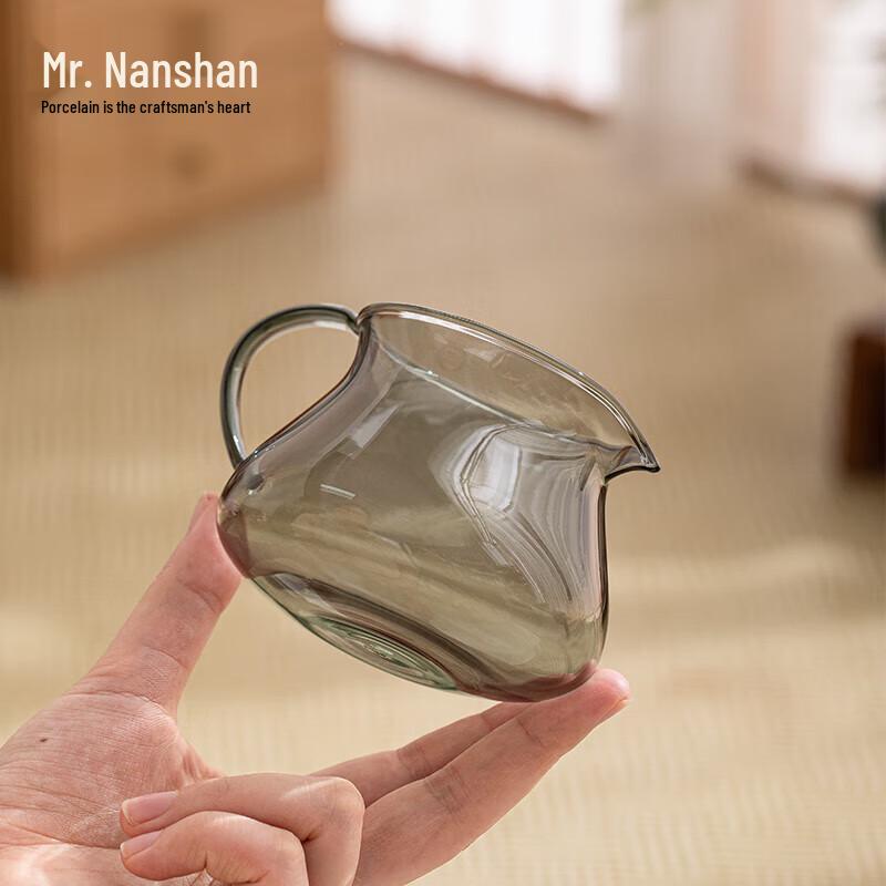 Mr. Nanshan Heat-Resistant Glass Gongfu Tea Fairness Cup
