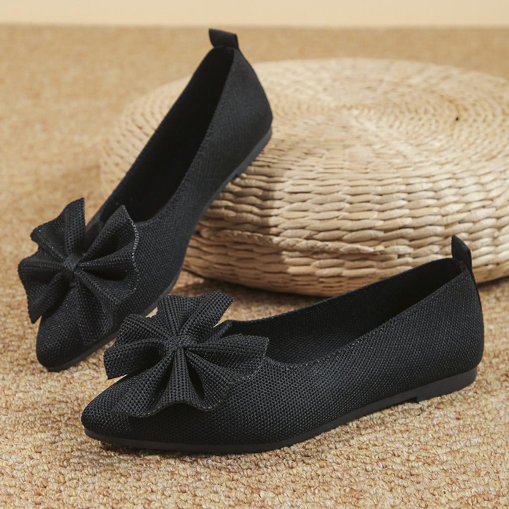 Flat-bottomed fly-woven single shoes 2025 new large-size pointed head shallow mouth bow foot cover four-season comfortable Doudou shoes women